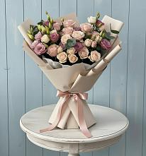 Букет цветов из:  Розы и Лизиантусы в Новоалексеевской