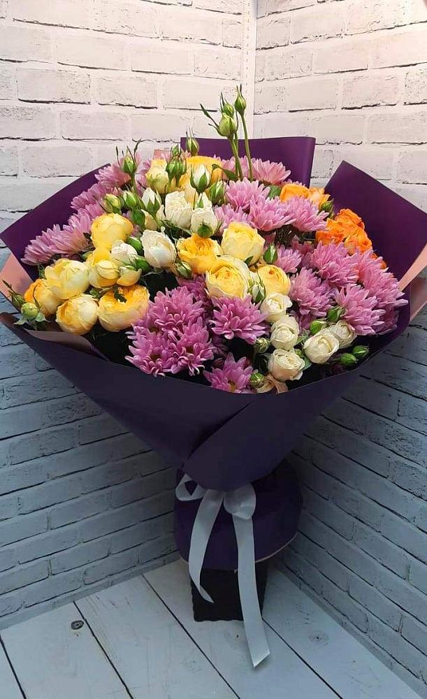 Букет цветов из: Хризантемы и Розы в Новоалексеевской