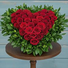 Цветочная композиция из Розы в виде сердца в Новоалексеевской