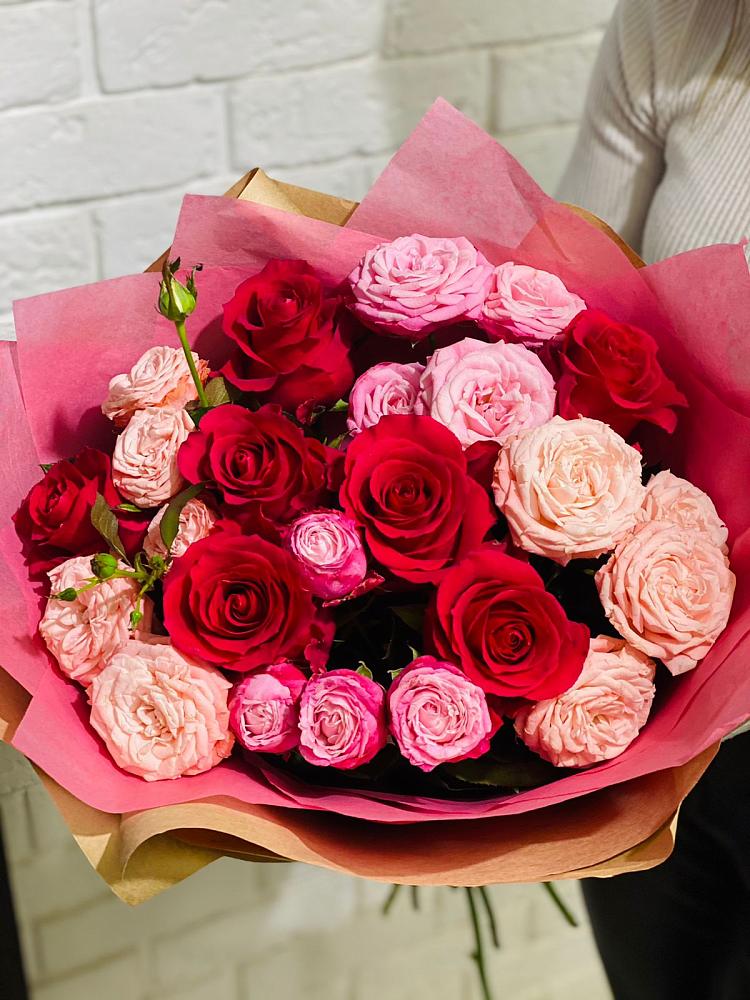 Букет цветов из: Розы в Новоалексеевской