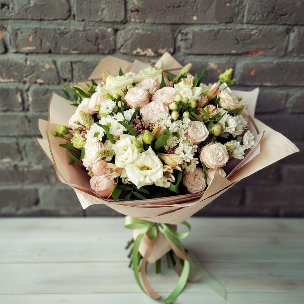 Букет цветов из: Альстромерии, Розы и Хризантемы в Новоалексеевской