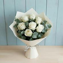 Букет Белые розы в Эвкалипте в Новоалексеевской