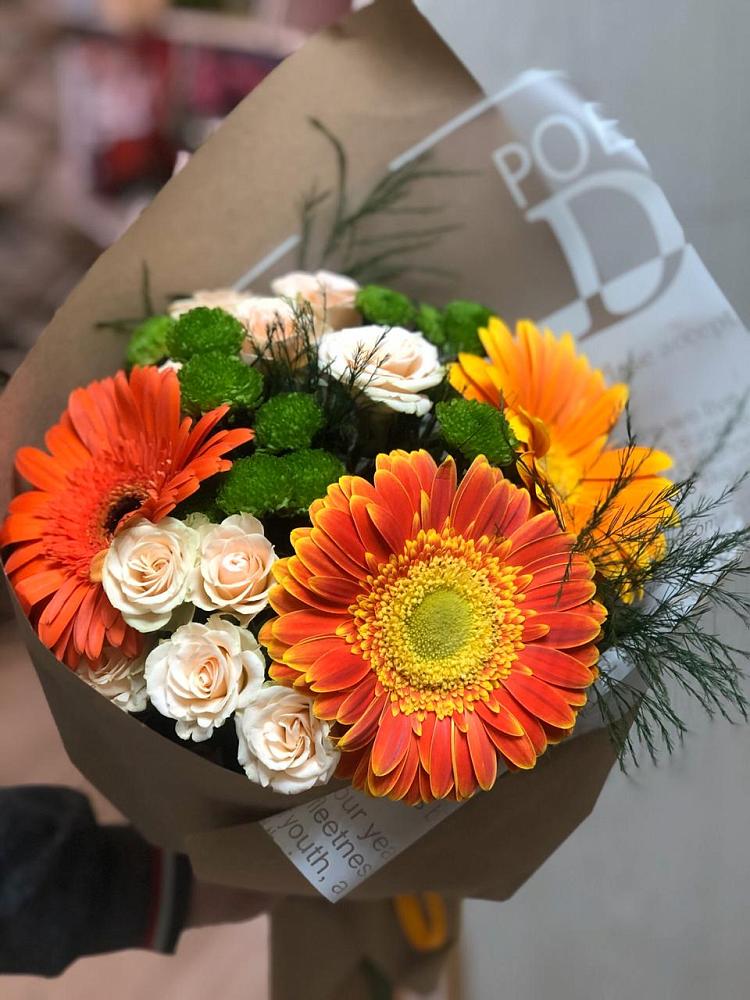 Букет цветов из: Герберы, Хризантемы и Розы в Новоалексеевской