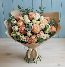 Букет цветов из:  Альстромерии и Розы в Новоалексеевской